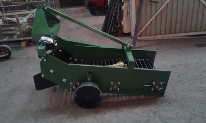 Картофелекопатель Уралец КК-1-540 короткий