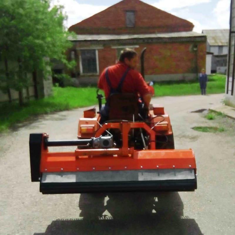 Косилка-измельчитель молотковая Уралец 1.45 м с цилиндром (сдвижная)