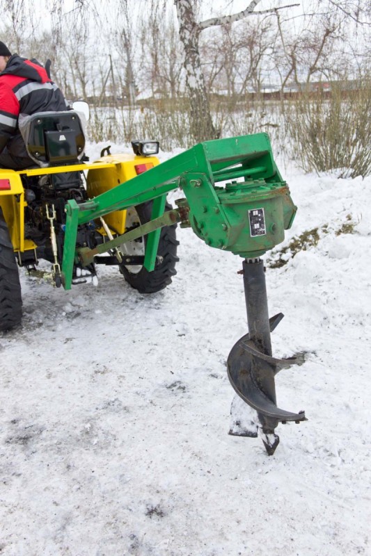 Ямобур навесной Уралец 1W-50