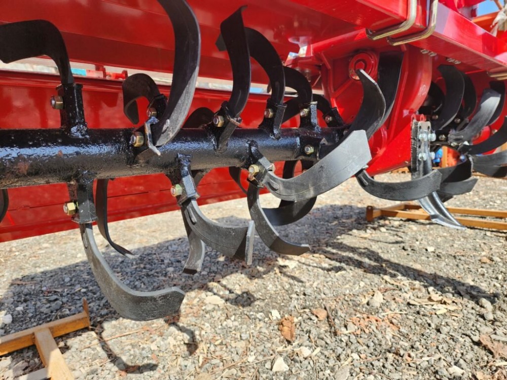 Почвофреза (роторный культиватор) Уралец серии 1GQN-180 захват 180 см