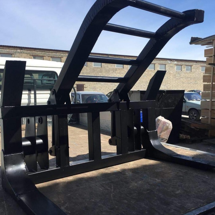 Вилы для леса Magnus (с прижимом)