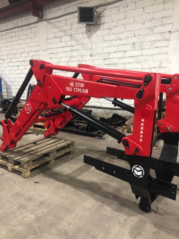 Фронтальный погрузчик Magnus ПФУ-1.2