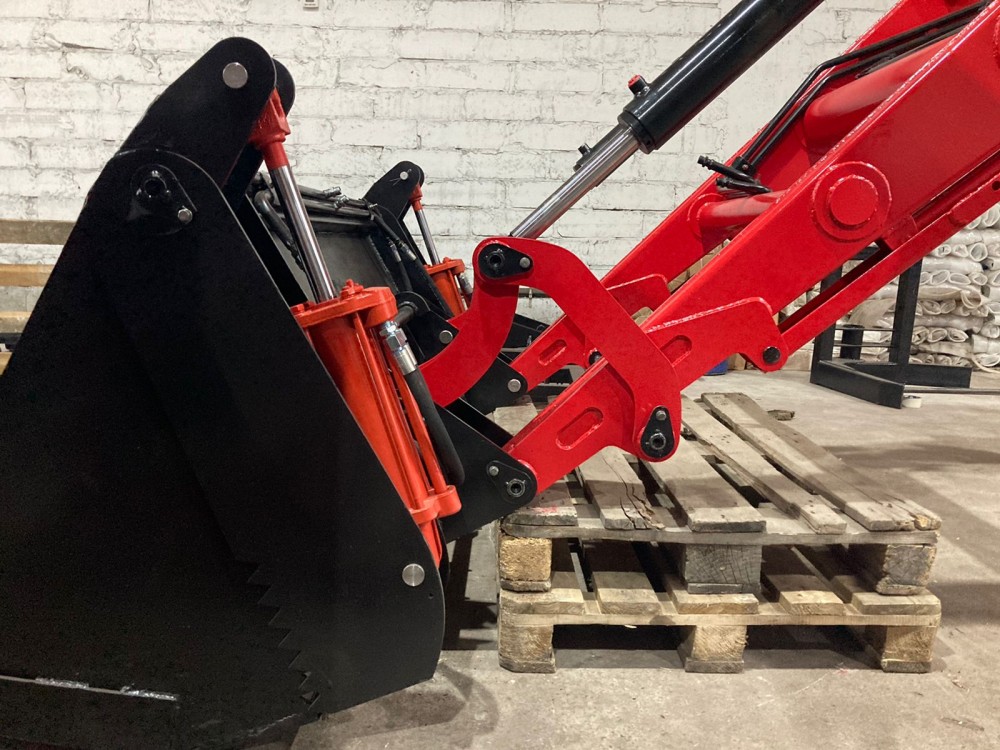 Фронтальный погрузчик Magnus ПФУ-1.2