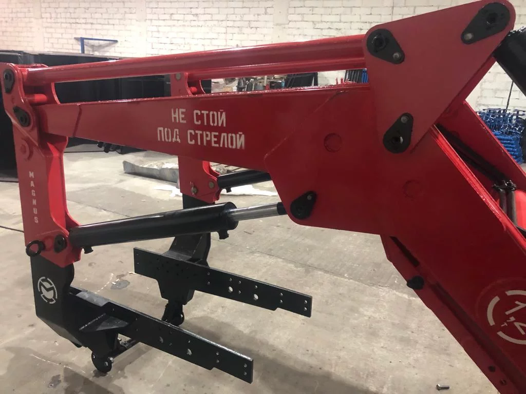 Фронтальный погрузчик Magnus ПФУ-1.2