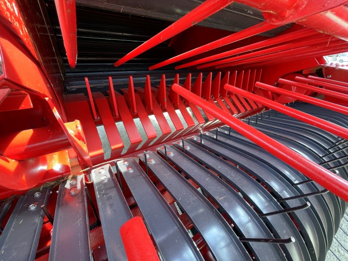 Пресс-подборщик рулонный АЗАС Roller 1200