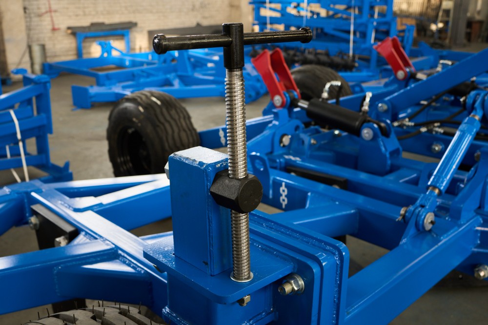 Культиватор-плоскорез глубокорыхлитель ДиборЭкспорт КПГ-7