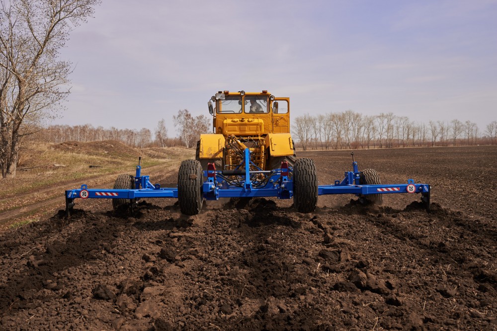 Культиватор-плоскорез глубокорыхлитель ДиборЭкспорт КПГ-7