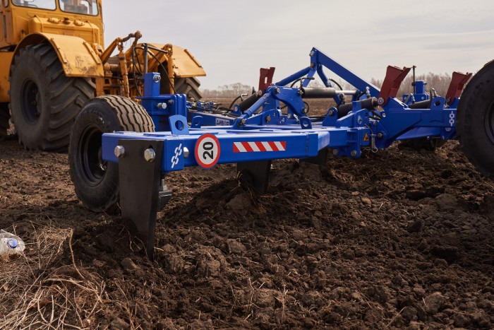 Культиватор-плоскорез глубокорыхлитель ДиборЭкспорт КПГ-7