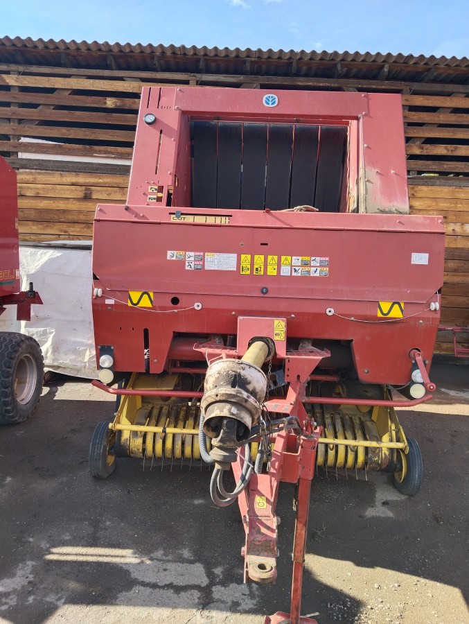 Пресс-подборщик New Holland 654 б/у