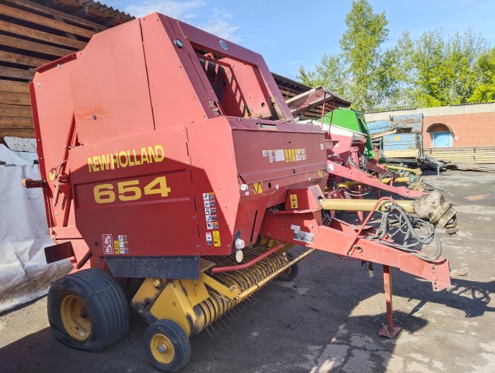 Пресс-подборщик New Holland 654 б/у