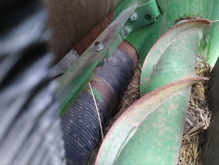 Пресс-подборщик John Deere 590 б/у