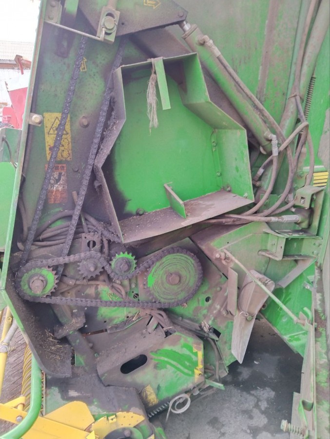 Пресс-подборщик John Deere 590 б/у