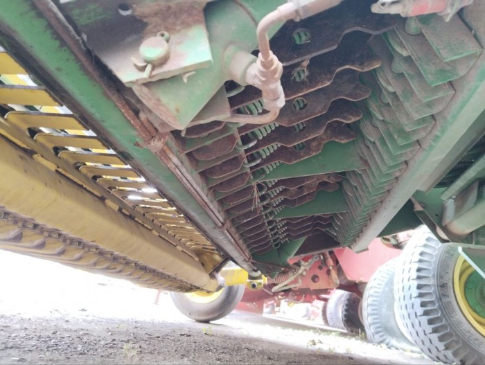 Пресс-подборщик John Deere 590 б/у