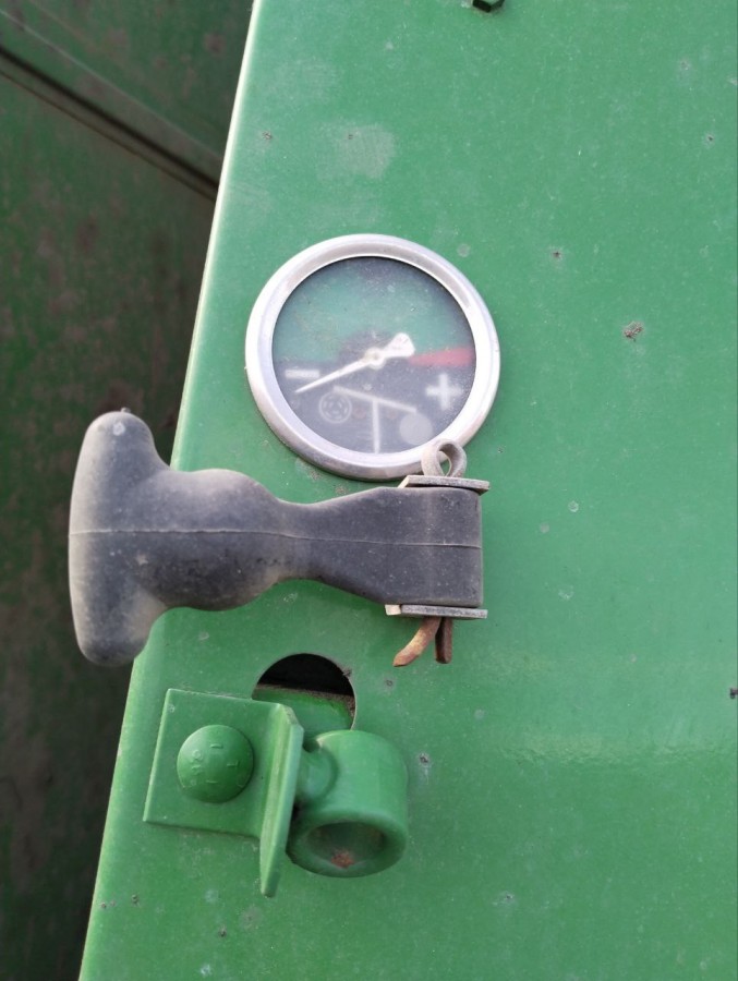 Пресс-подборщик John Deere 590 б/у