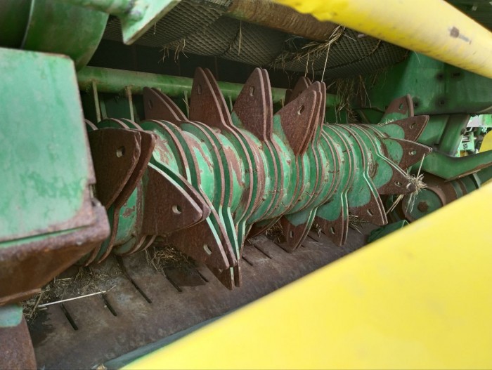 Пресс-подборщик John Deere 590 б/у