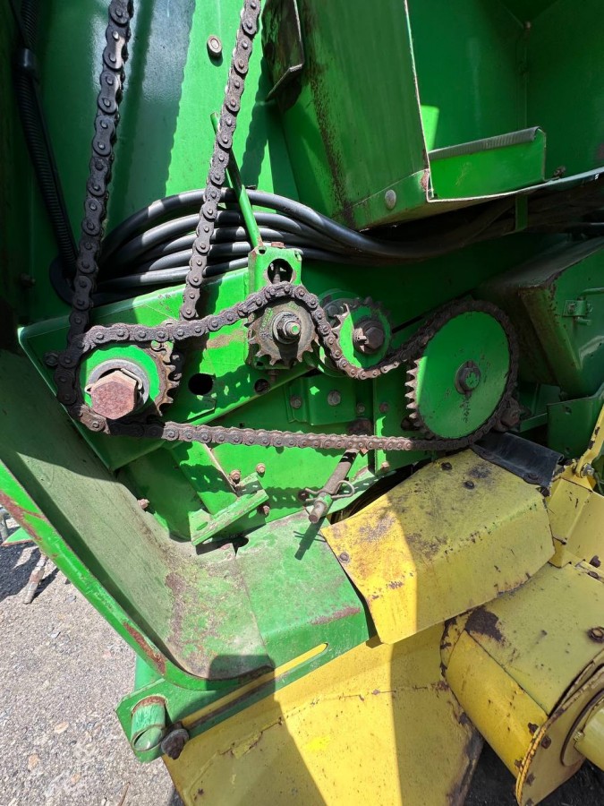 Пресс-подборщик John Deere 590 б/у