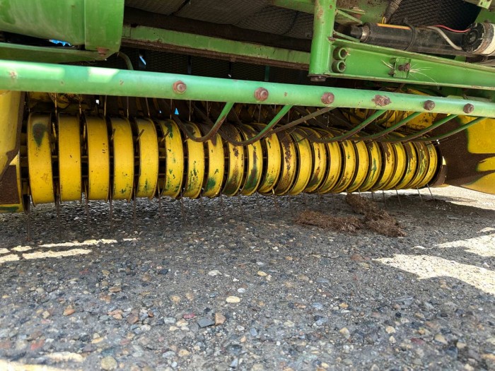 Пресс-подборщик John Deere 590 б/у