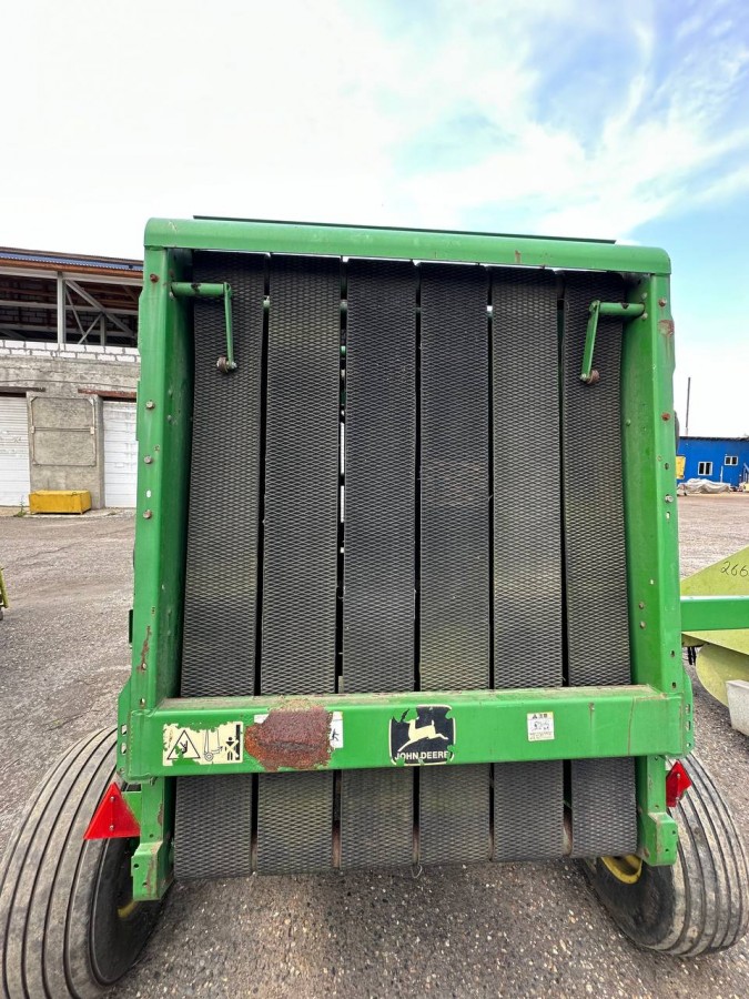 Пресс-подборщик John Deere 590 б/у