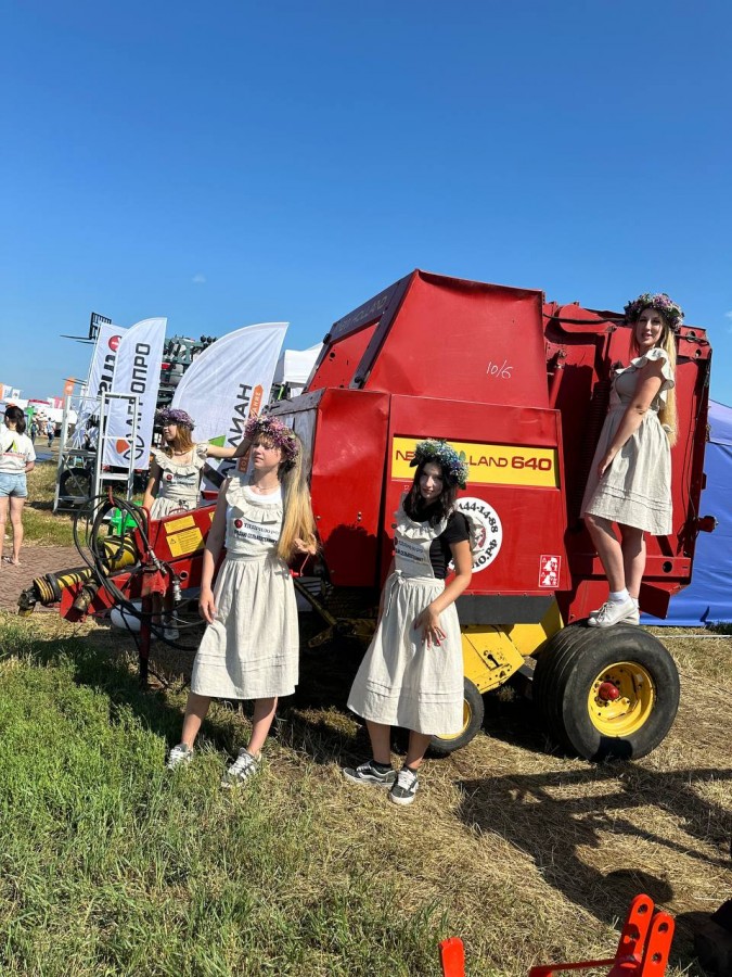 Пресс-подборщик New Holland 640 б/у