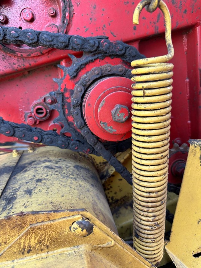 Пресс-подборщик New Holland 640 б/у