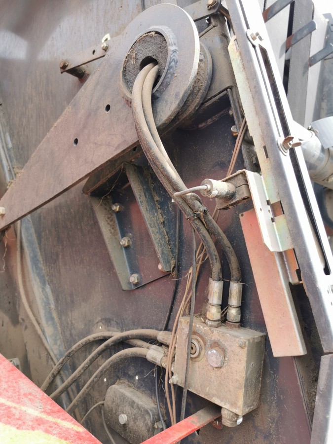 Пресс-подборщик Greenland Rivierre RV 126L