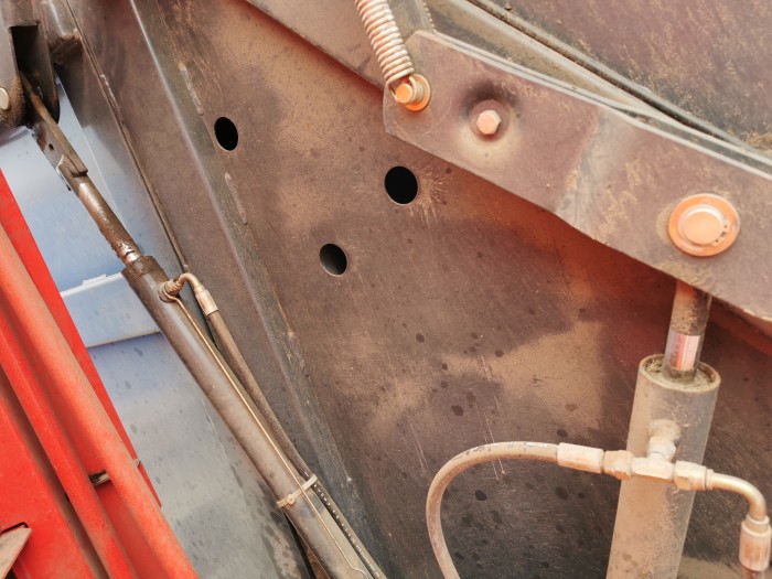 Пресс-подборщик Greenland Rivierre RV 126L