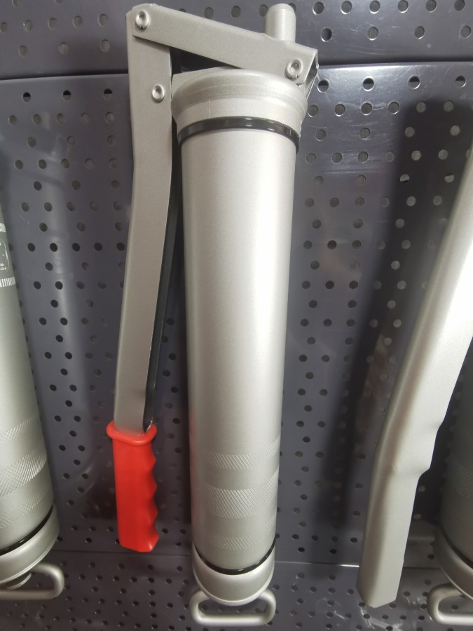 Пресс для масел и жидких смазочных средств E476