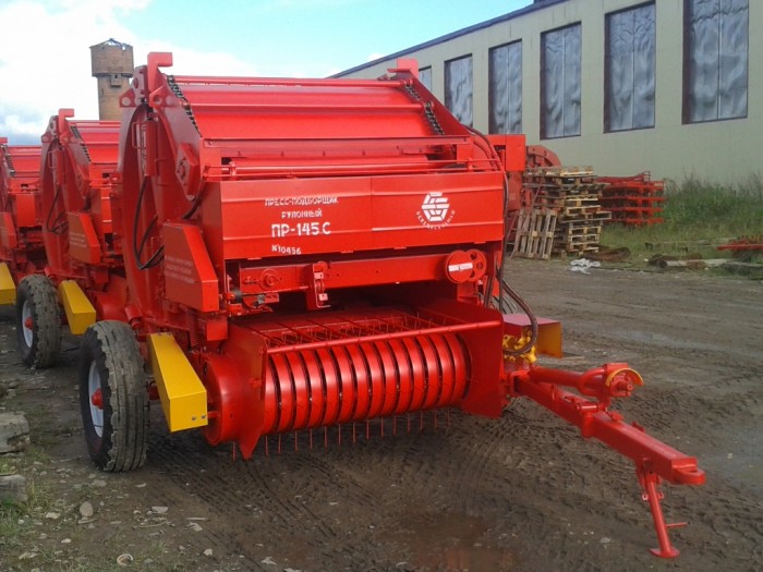 Пресс-подборщик рулонный Бежецксельмаш ПР-145С