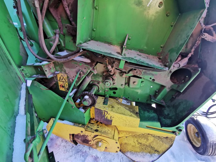 Пресс-подборщик John Deere 590 б/у