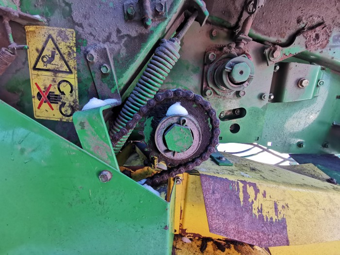 Пресс-подборщик John Deere 590 б/у