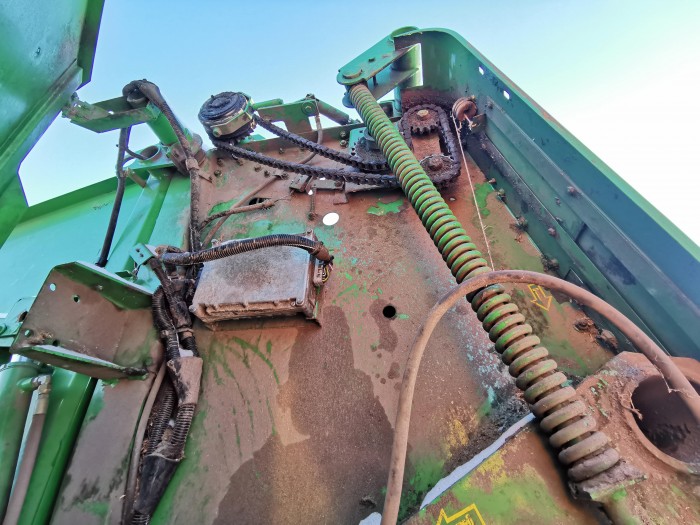 Пресс-подборщик John Deere 590 б/у