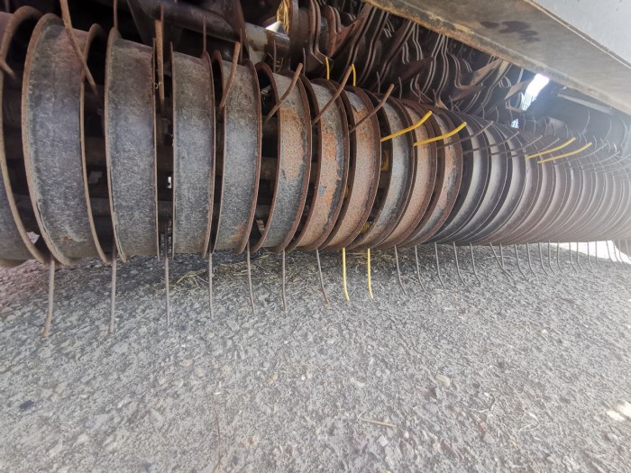 Пресс-подборщик New Holland BR 7060 CropCutter б/у