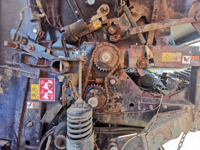 Пресс-подборщик New Holland BR 7060 CropCutter б/у