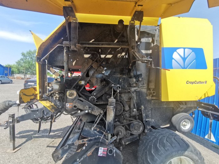 Пресс-подборщик New Holland BR 7060 CropCutter б/у