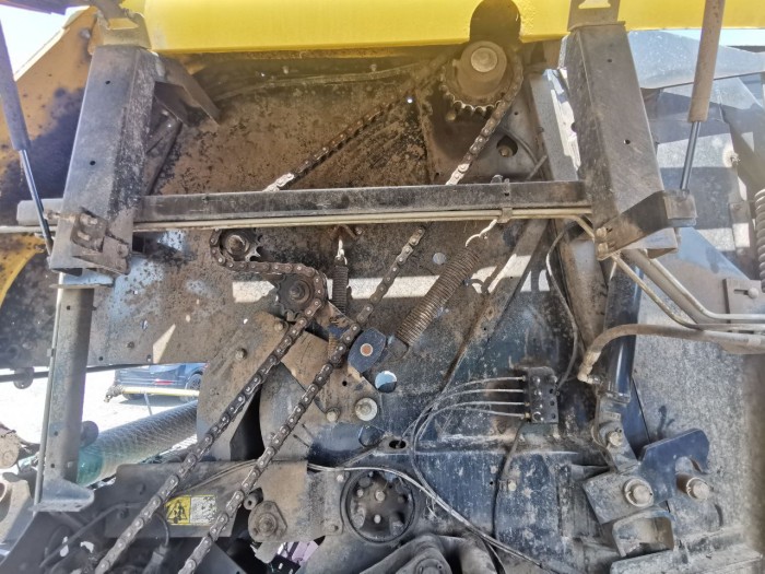 Пресс-подборщик New Holland BR 7060 CropCutter б/у