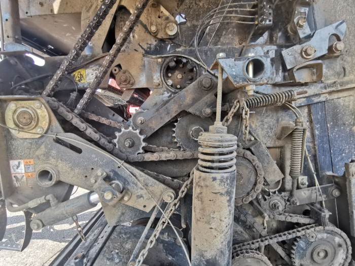 Пресс-подборщик New Holland BR 7060 CropCutter б/у