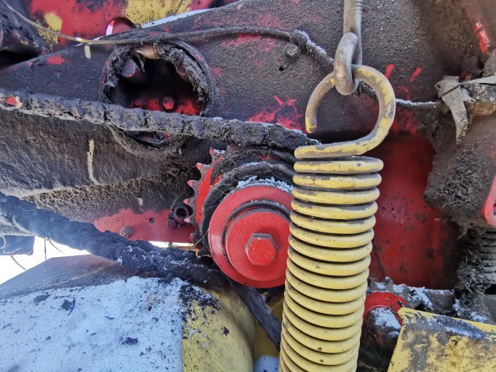 Пресс-подборщик New Holland 650 б/у