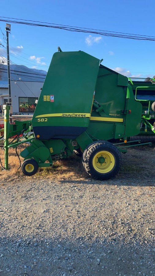 Пресс-подборщик John Deere 582 MaxiCut б/у