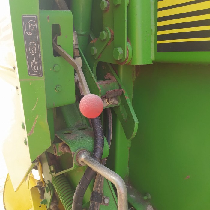 Пресс-подборщик John Deere 590 б/у