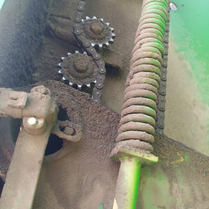 Пресс-подборщик John Deere 590 б/у