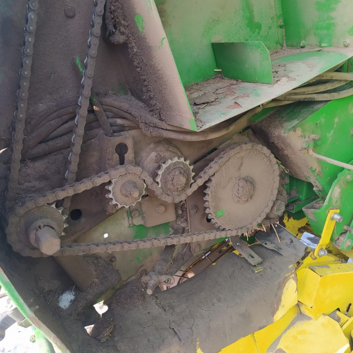 Пресс-подборщик John Deere 590 б/у
