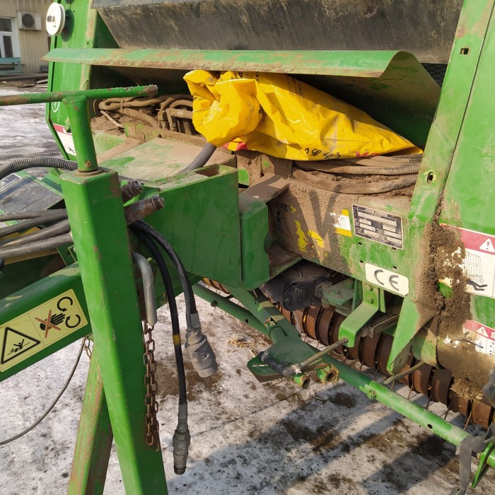Пресс-подборщик John Deere 590 б/у