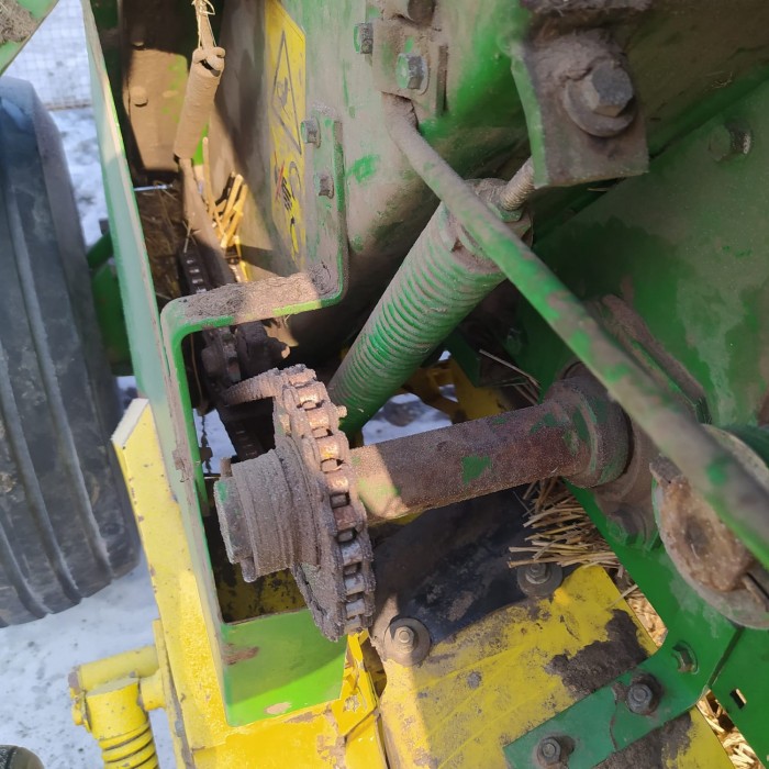 Пресс-подборщик John Deere 590 б/у