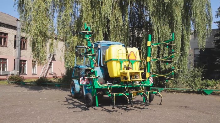 Культиватор растениепитатель БобруйскАгроМаш КРН-5.6