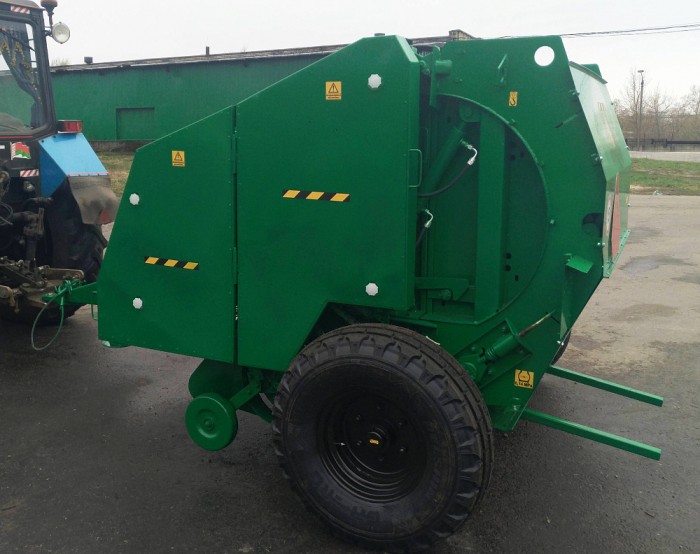 Пресс-подборщик рулонный БобруйскАгроМаш ПР-Ф-110М