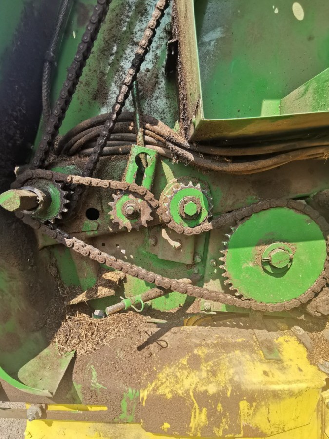 Пресс-подборщик John Deere 590 б/у