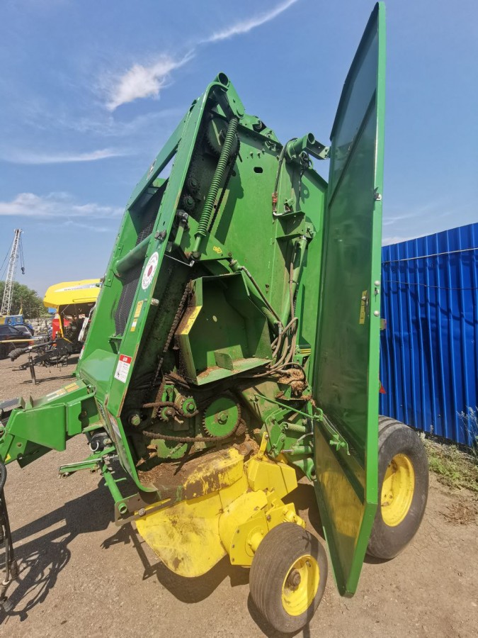 Пресс-подборщик John Deere 590 б/у