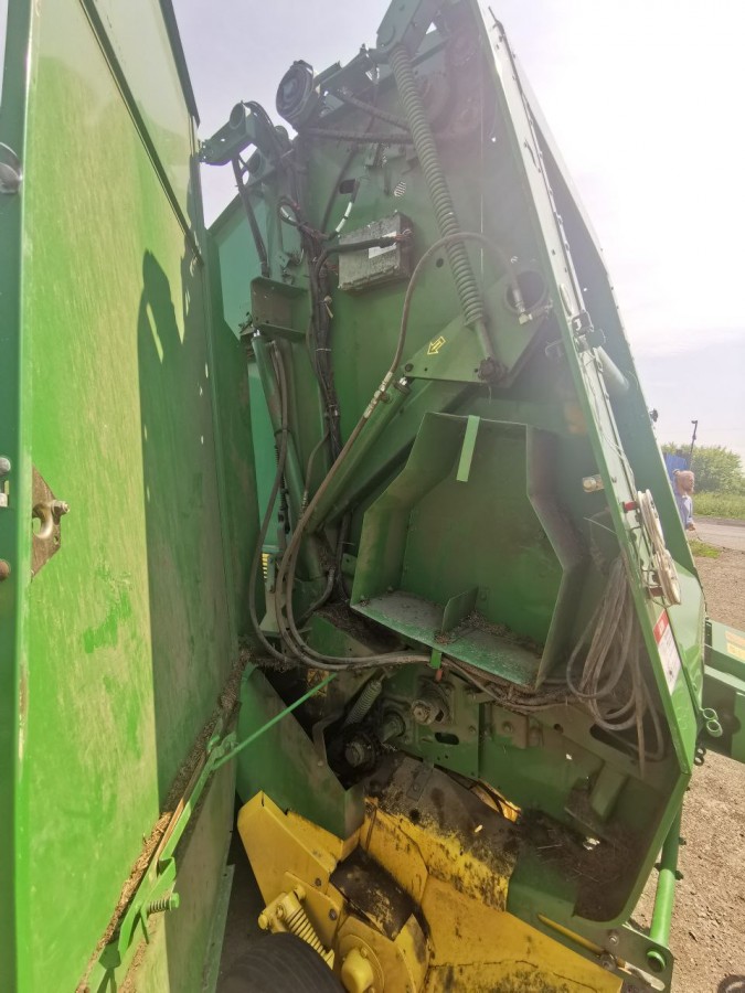 Пресс-подборщик John Deere 590 б/у