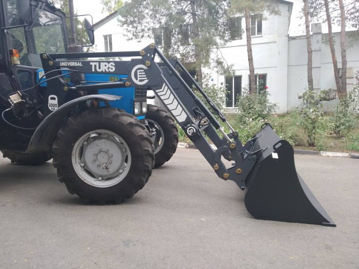 Погрузчик фронтальный Сальсксельмаш TURS-1000У-0П (Universal) Еврорамка для BELARUS 8й/9й серии