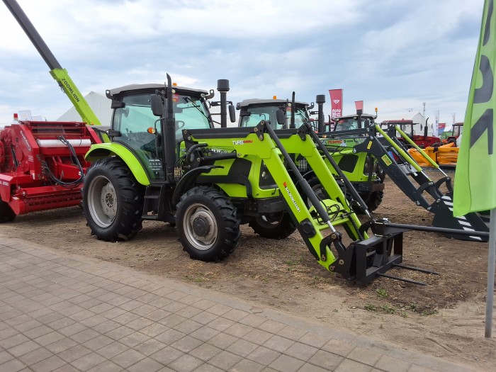Погрузчик фронтальный Сальсксельмаш TURS-1500-0Д-Z11 с джойстиком / плавающим положением / выворот ковша 100° для ZOOMLION RN 1104/904